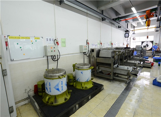 Cleaning, Polishing & Grinding Area