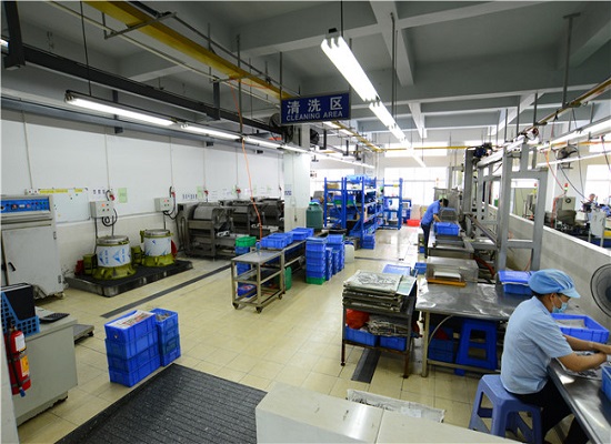 Cleaning, Polishing & Grinding Area