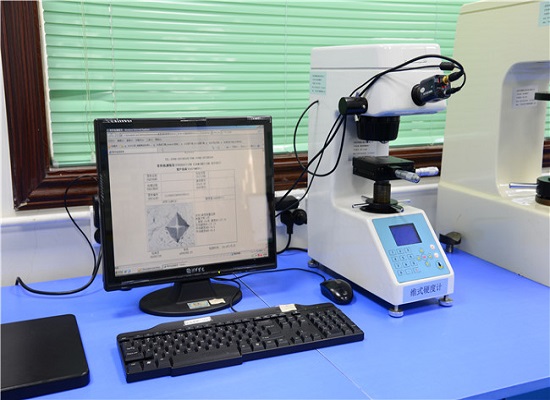 Digital Vickers Hardness Tester