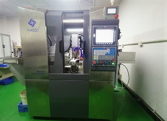6-Axis CNC Gear Hobbing Machine